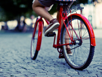 Ir en bicicleta al trabajo puede reducir el estrés hasta en un 40%